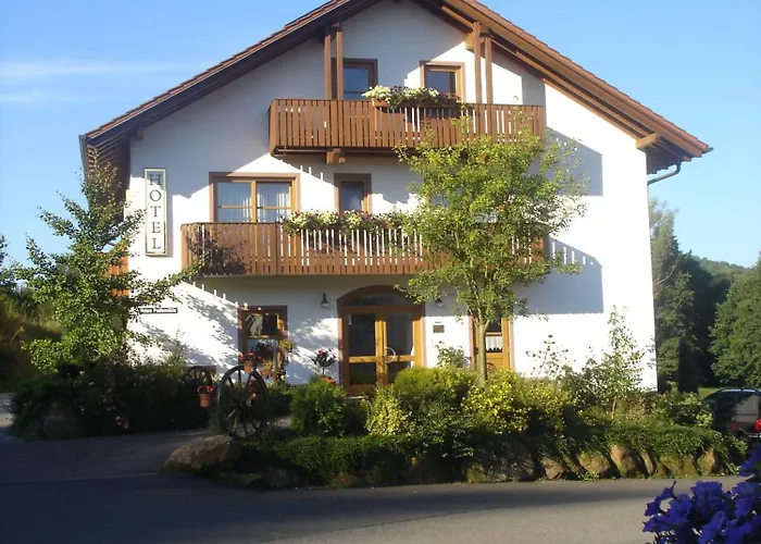 & Landgasthaus Pfeifertal Hotel Eulenbis